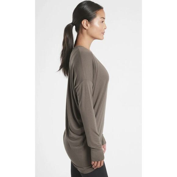 Athleta Cloudlight Restore Top Coffee House Womens Size XS Asymmetrical Yoga - Picture 7 of 12